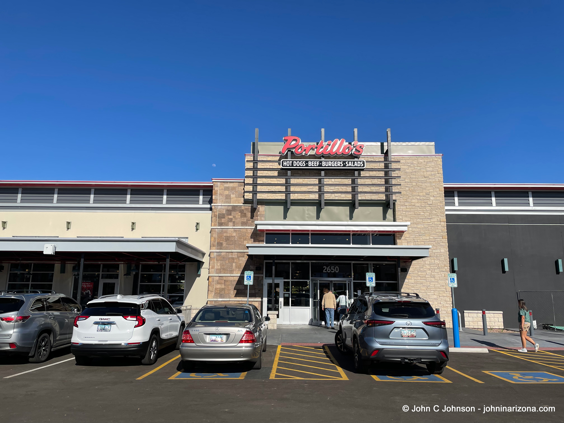 Portillo's Hot Dogs Gilbert, Arizona